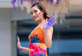 छाला जोगाएर रङ खेलौँ 