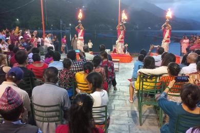 पर्यटकको आकर्षण बन्दै तालबाराही सन्ध्याआरती