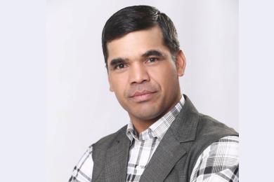 देउडा फैलाइरहेका राजेन्द्र