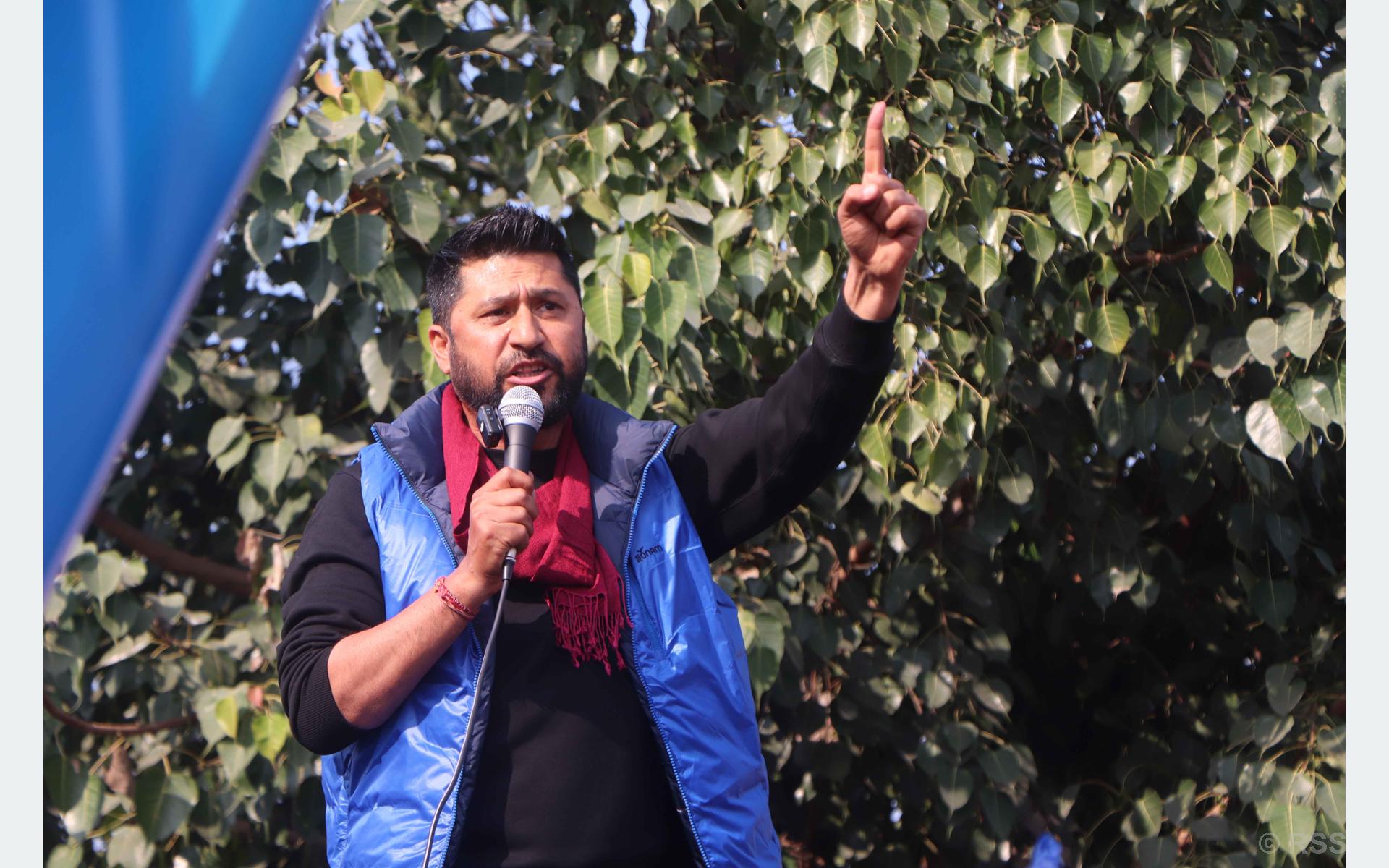 निर्वाचनको विकल्प छैनः सभापति लामिछाने