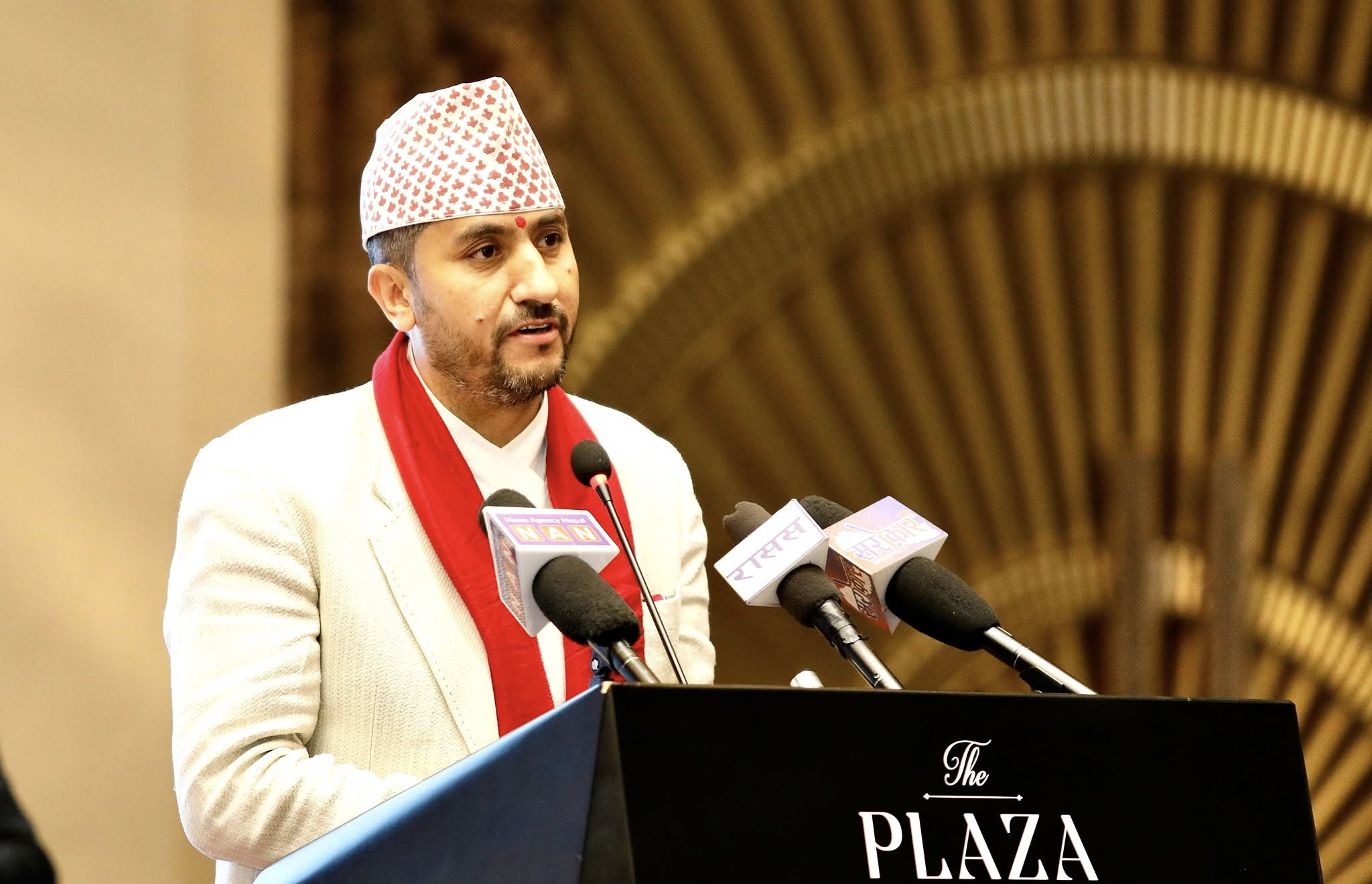 महोत्सवमय बन्दैछ निर्वाचन : सञ्चारमन्त्री खरेल
