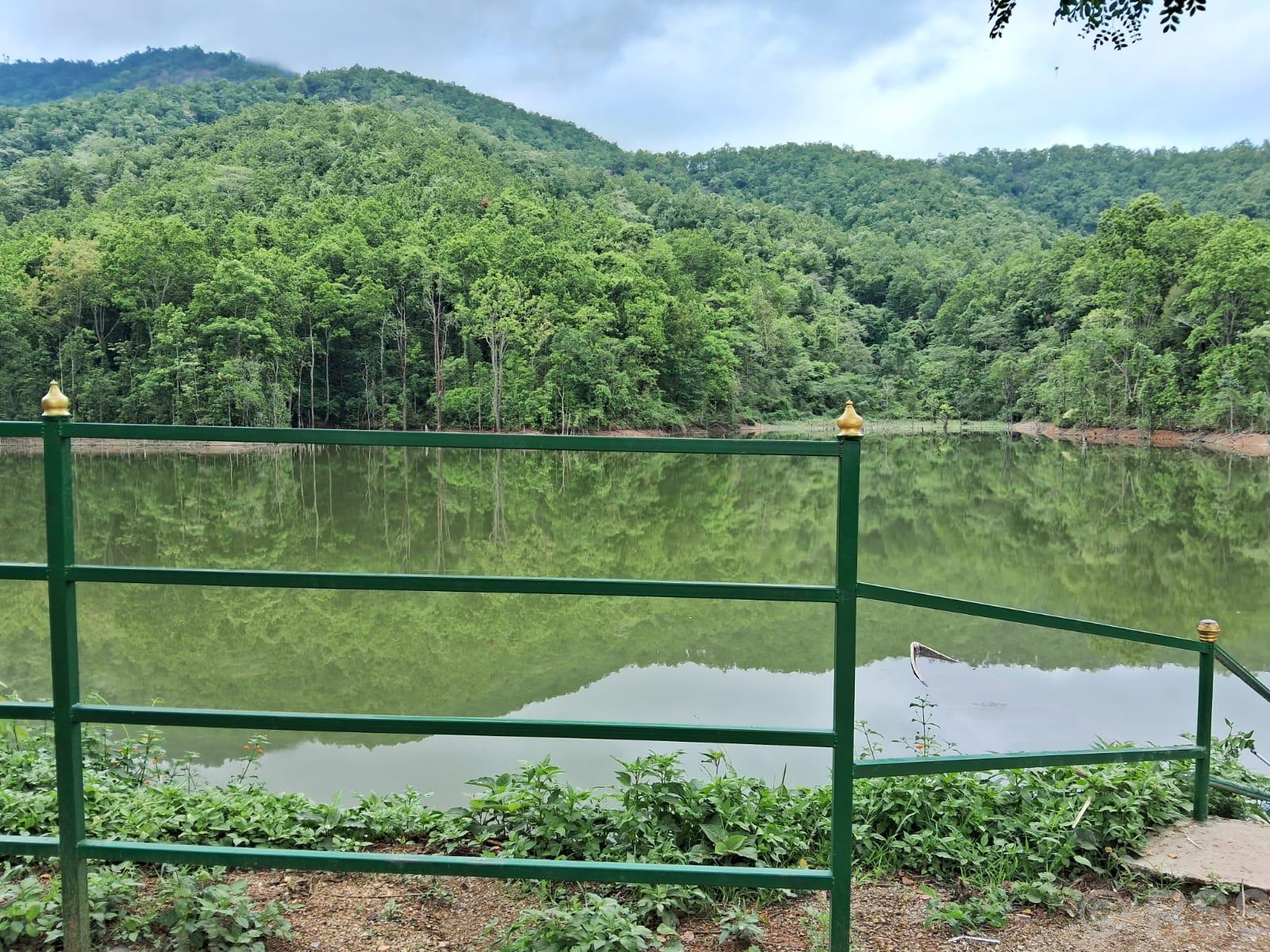 घोरहीमा रहेको ज्यामिरे दह पर्यटकको रोजाइमा