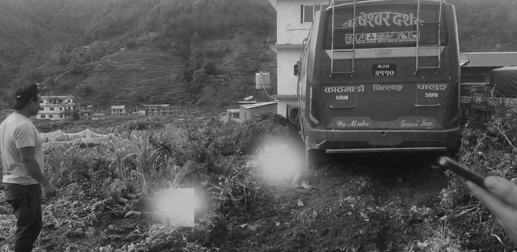 बस दुर्घटना हुँदा दुईको मृत्यु, चार घाइते