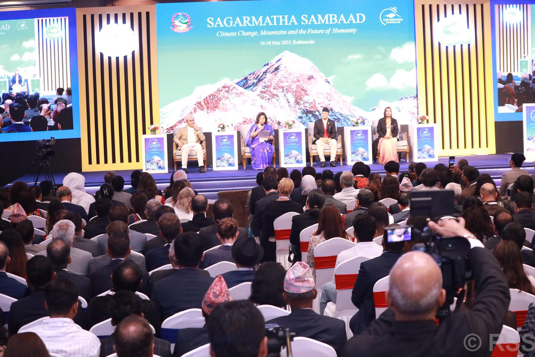 सगरमाथा संवाद सम्पन्न : हिमालका मुद्दा थप अन्तरराष्ट्रियकरण गर्न सफल