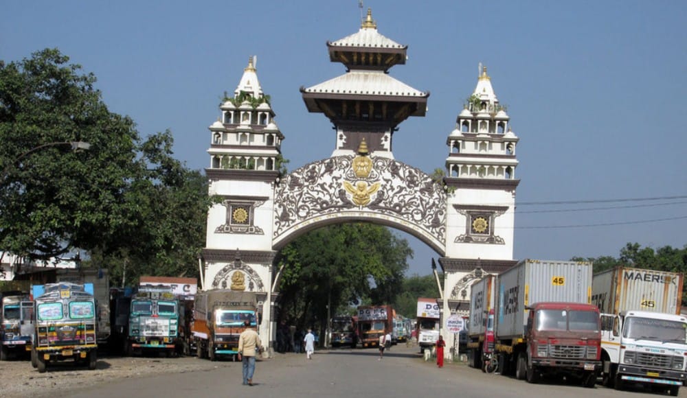 वीरगञ्ज नाका हुँदै तीन महिनामा दुई खर्ब १८ अर्बको सामान आयात