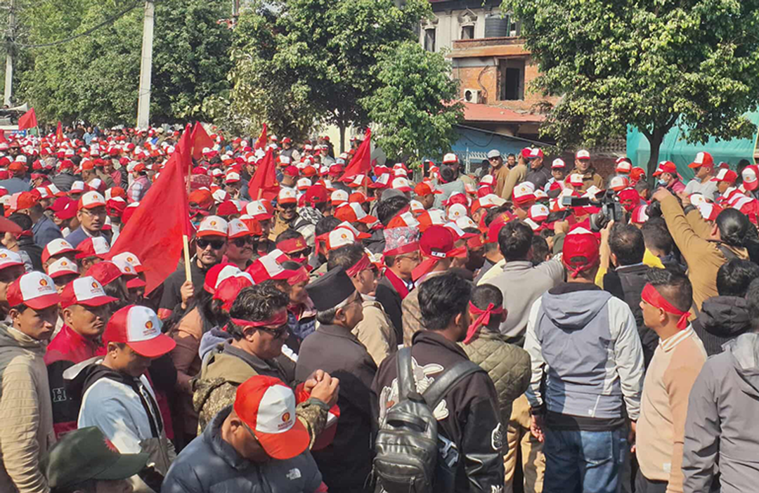 एमालेले सडकमा निकाल्याे र्‍याली