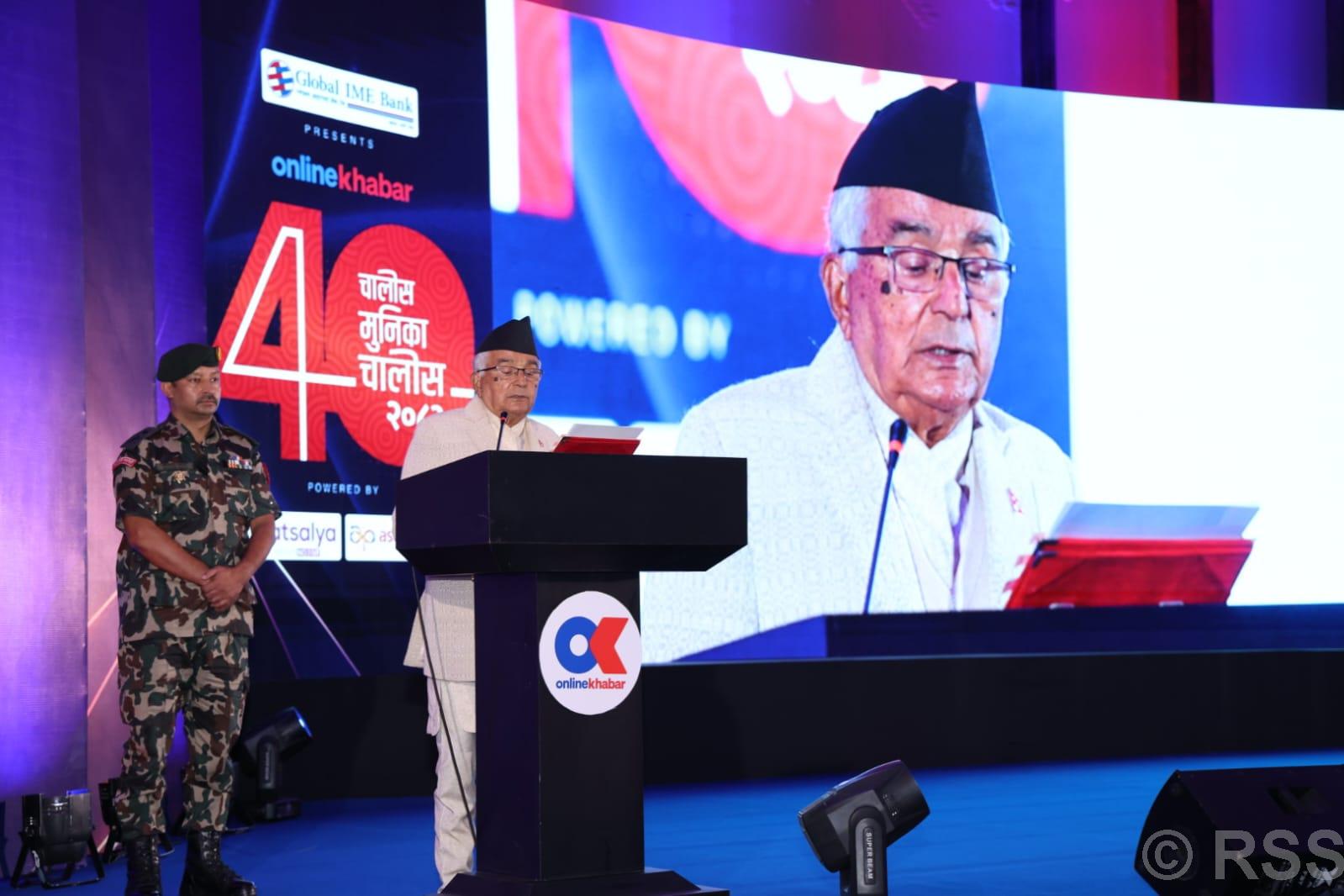 शासनमाथि गरिने विवेकसम्मत प्रश्नले लोकतन्त्रलाई प्राण दिन्छ : राष्ट्रपति पौडेल