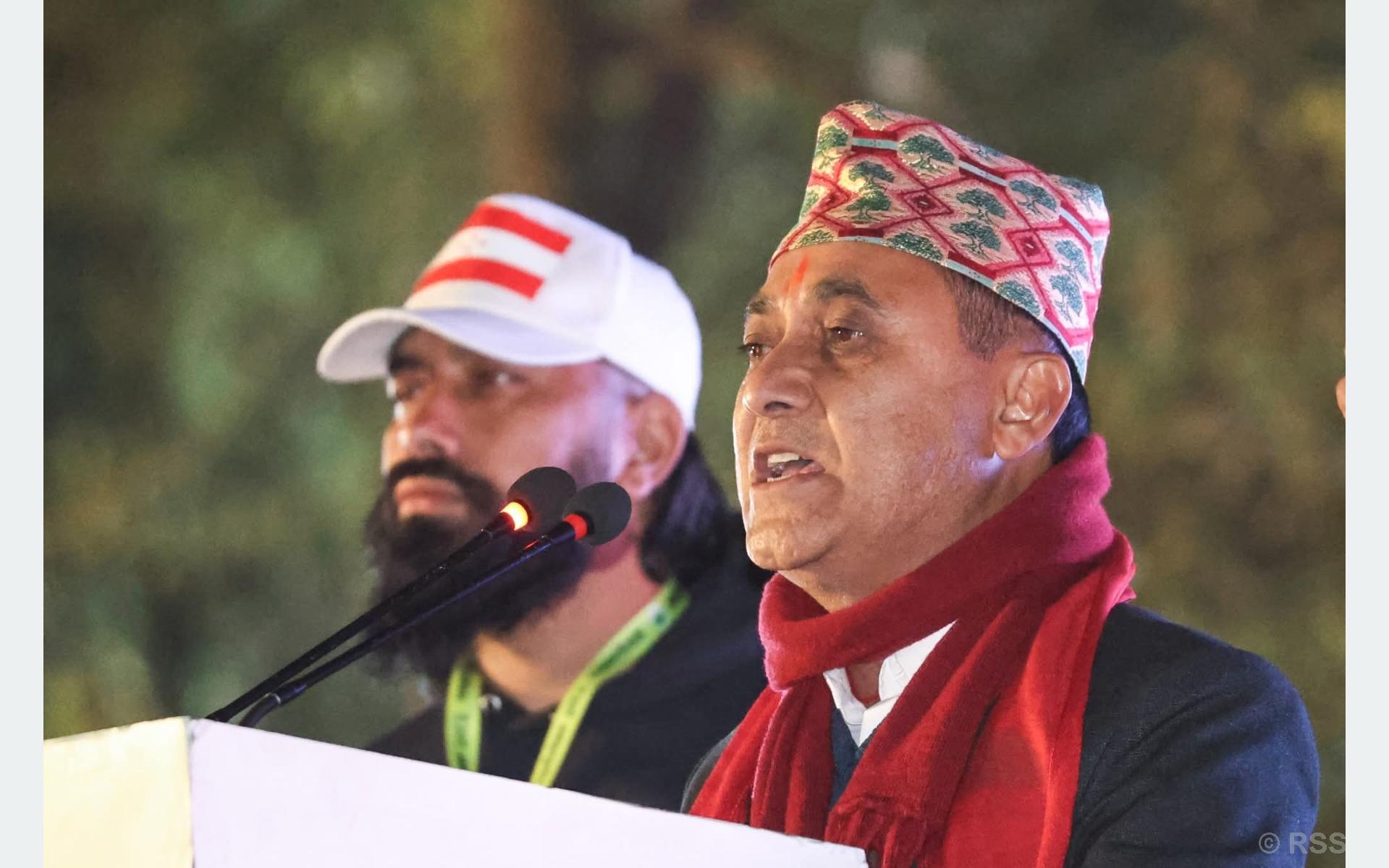 महामन्त्री शर्माको प्रस्तावः ‘पार्टीको विधान, कार्यशैली र कार्यक्रमलाई समयानुकूल बनाऔँ’