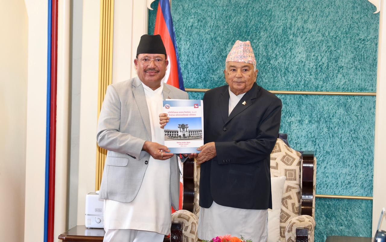 स्वच्छ र भयरहित वातावरणमा निर्वाचन सम्पन्न गरेकामा आयोगलाई धन्यवादः राष्ट्रपति पौडेल