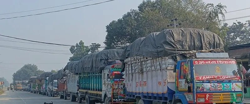 जाँचपास नहुँदा १४ सयभन्दा धेरै मालवाहक सवारी रोकिए