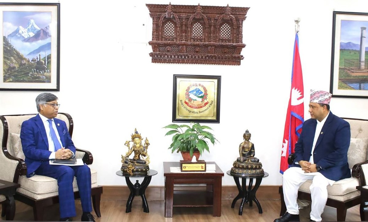परराष्ट्रमन्त्रीसँग सार्क महासचिवको भेट