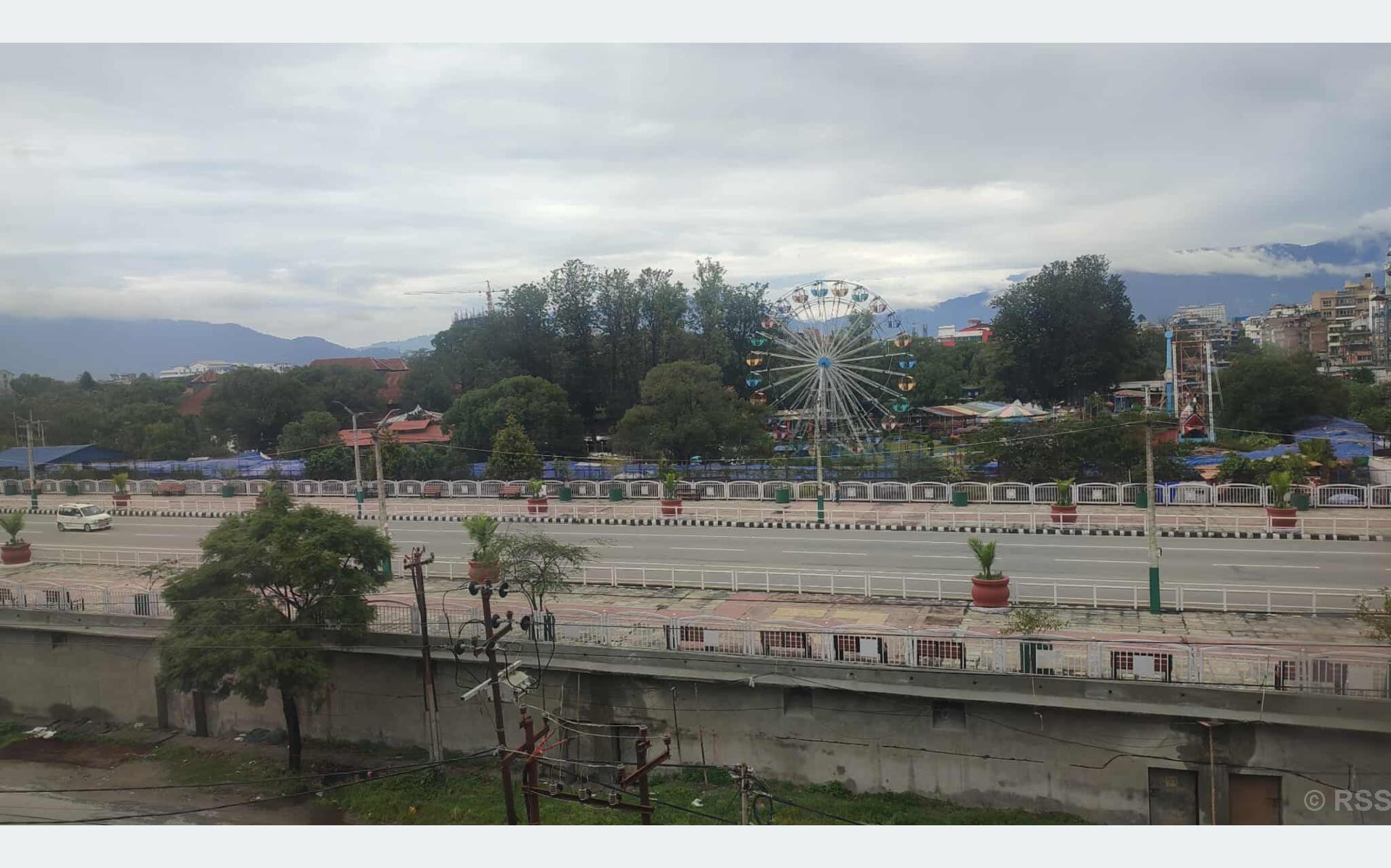 काठमाडौँका सडक सुनसान