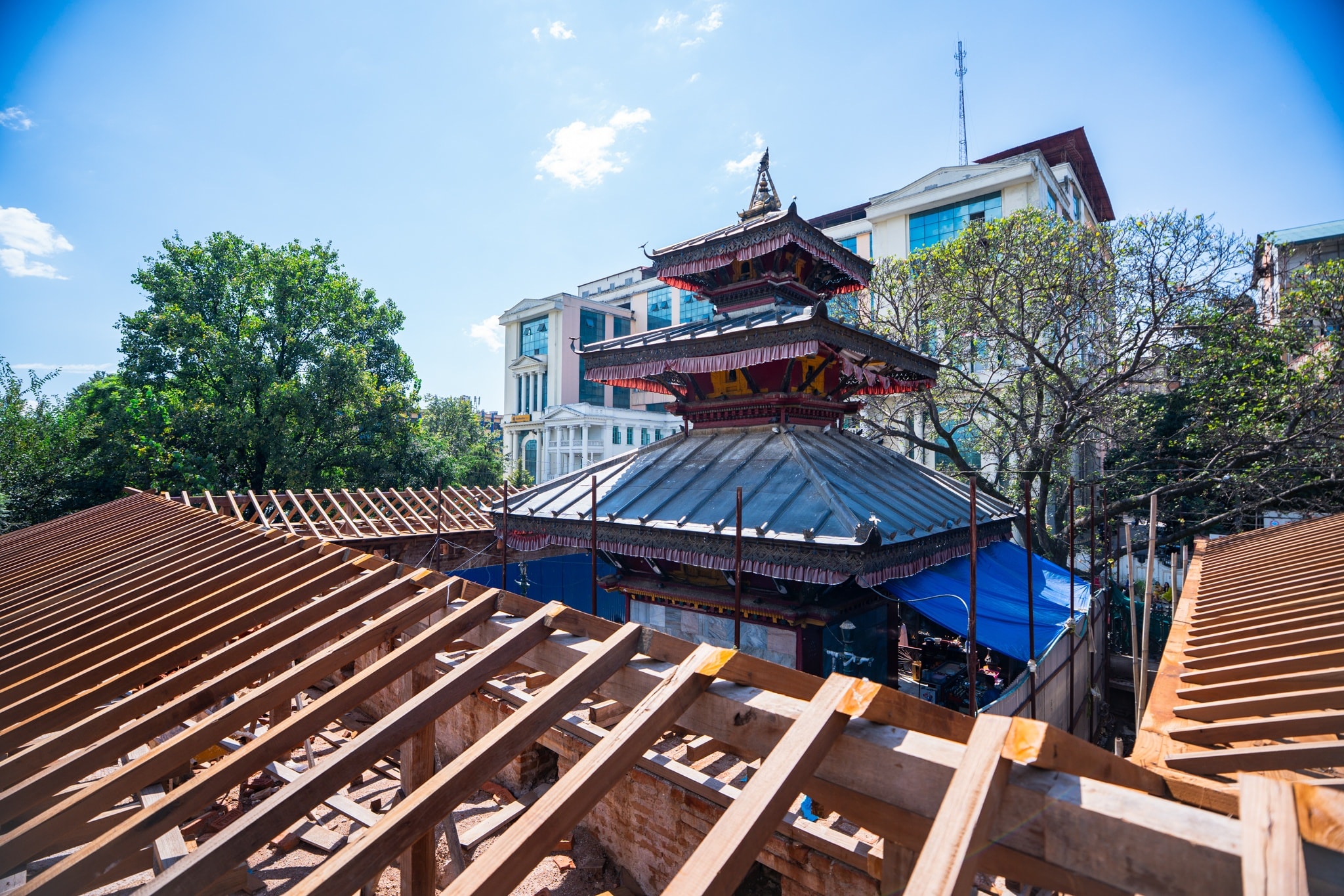 तेह्र सय वर्ष पुरानो महाङ्काल मन्दिरको पुनःनिर्माण सुरु