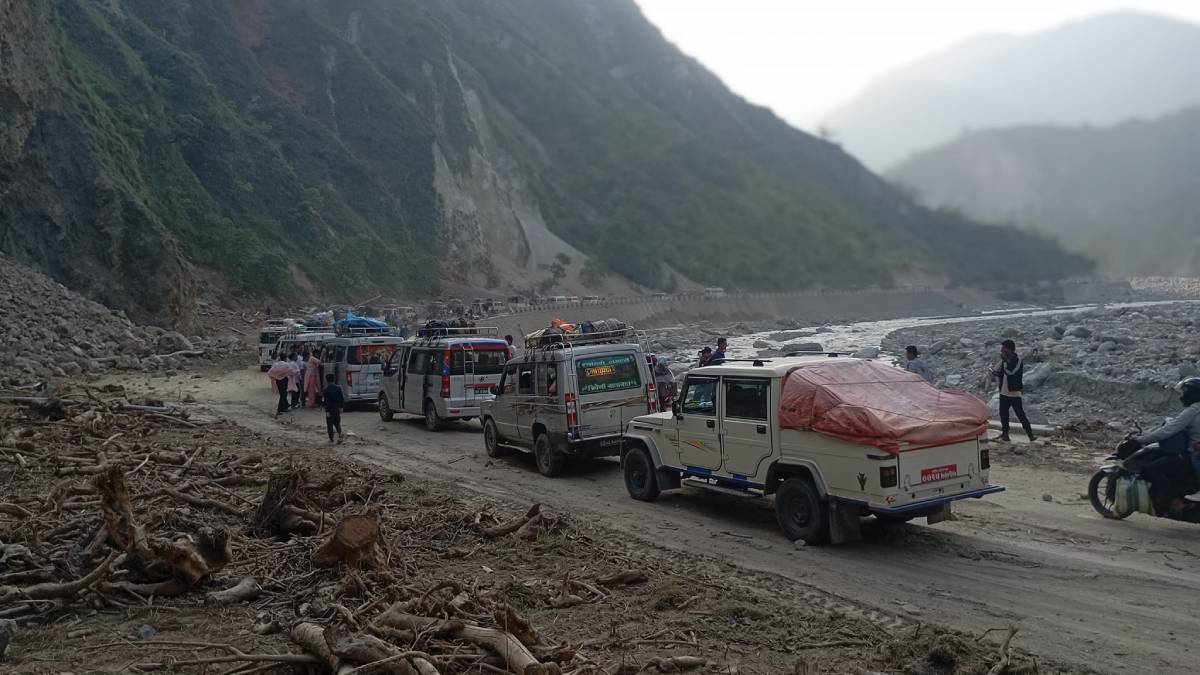विपी राजमार्गः साउनभर राति १२ घण्टा बन्द