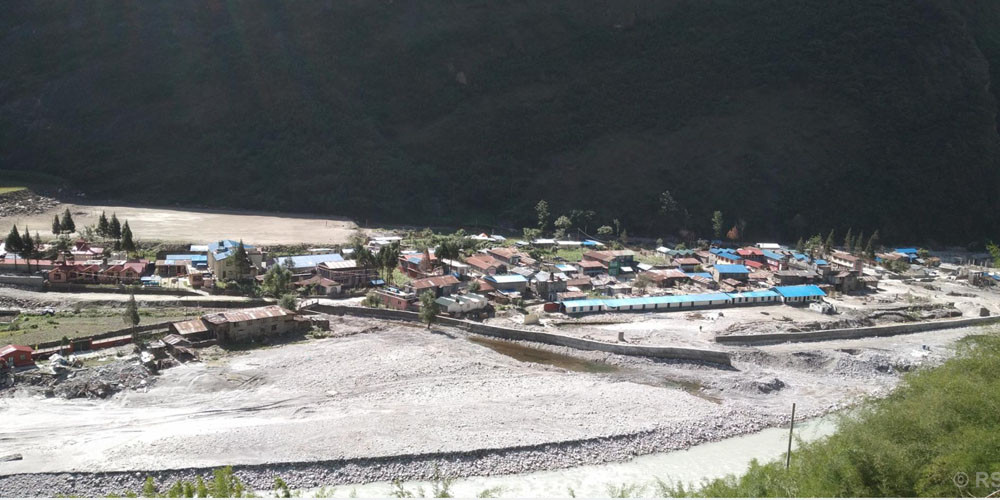 बाढीको एक वर्ष : विपद्को भयले मनाङवासीलाई अझै झस्काउँछ