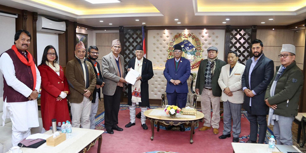 कार्यदलले शीर्ष नेतालाई बुझायो साझा कार्यक्रमको मस्यौदा