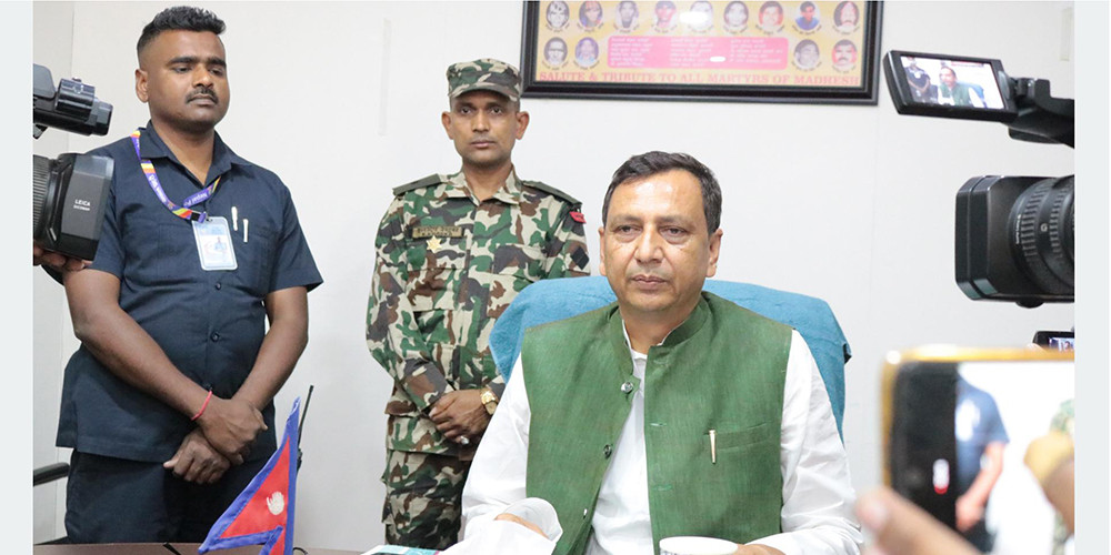 नेकपा (एमाले) मधेस प्रदेश सरकारबाट बाहिरियो