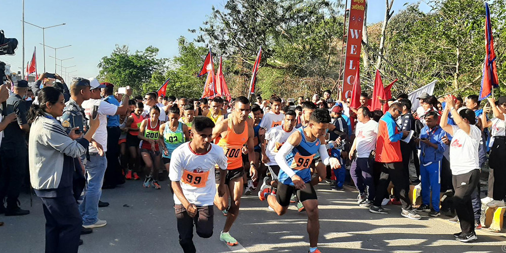 लुम्बिनीमा महिला तथा पुरुष हाफ म्याराथन