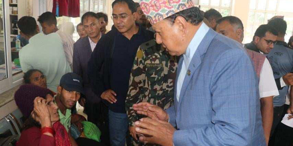 स्वास्थ्यसम्बन्धी हक कार्यान्वयनका लागि सरकारले काम गरिरहेको छ : स्वास्थ्य मन्त्री बस्नेत