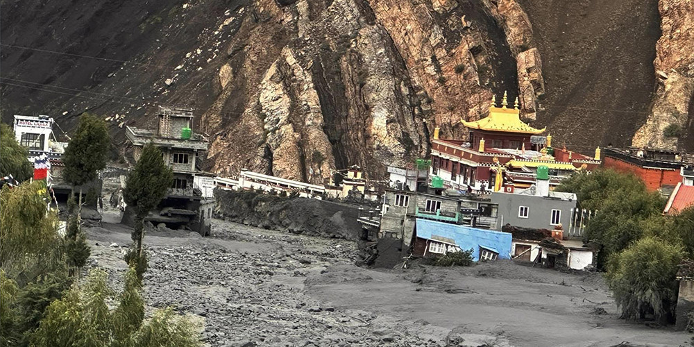 बाढीग्रस्त कागबेनी तीन दिनदेखि अन्धकारमा