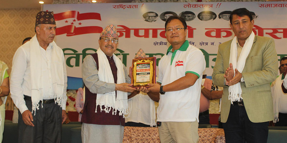 सत्ता गठबन्धन संविधानको रक्षाका लागि हो : उपप्रधानमन्त्री खड्का