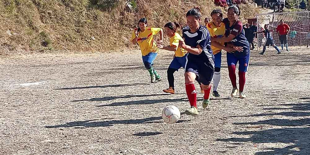 पश्चिम म्याग्दीका महिला फुटबलप्रति आकर्षित