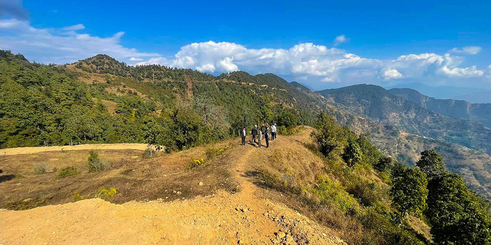 सामुदायिक वनमा ‘रिचार्ज पोखरी’ निर्माण र मूल संरक्षण गरिँदै