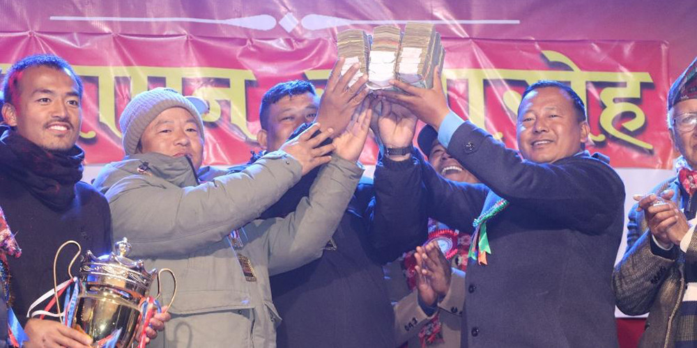 प्रथम पौवादुङमा गोल्डकपको उपाधि देउरालीलाई