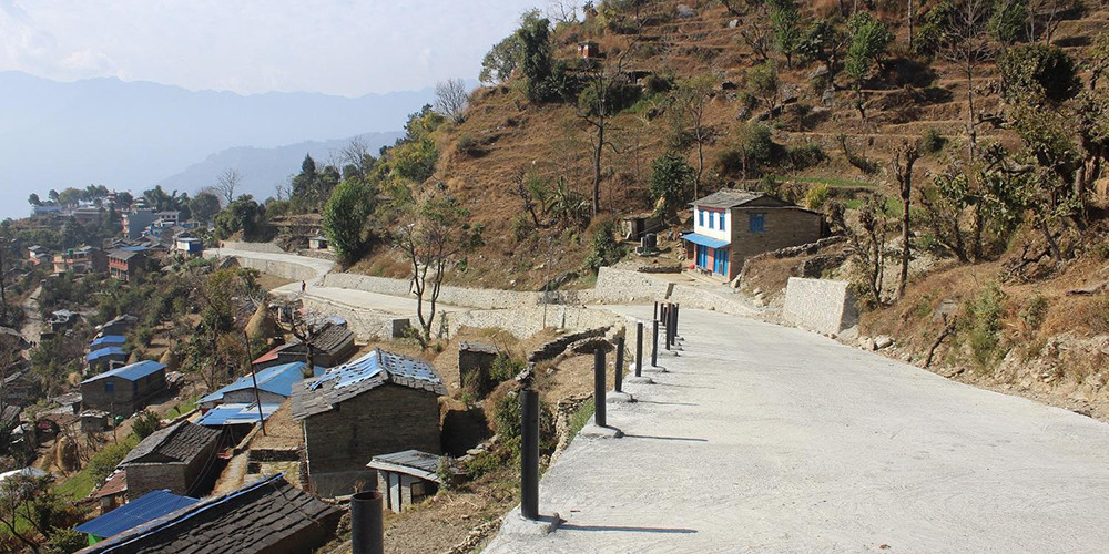 पिप्ले–भगवती सडक कालोपत्र