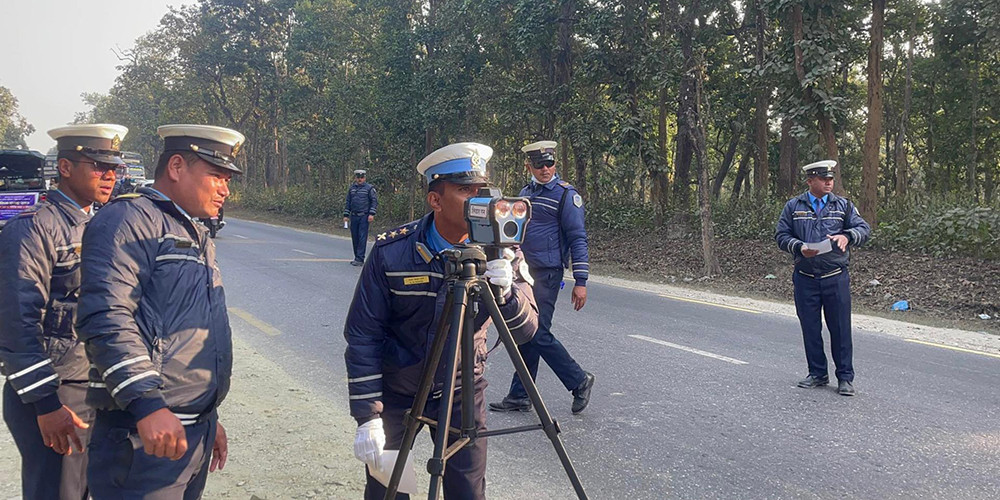 टिकौली जङ्गल क्षेत्रमा ‘राडर गन’ सहित चेकजाँच