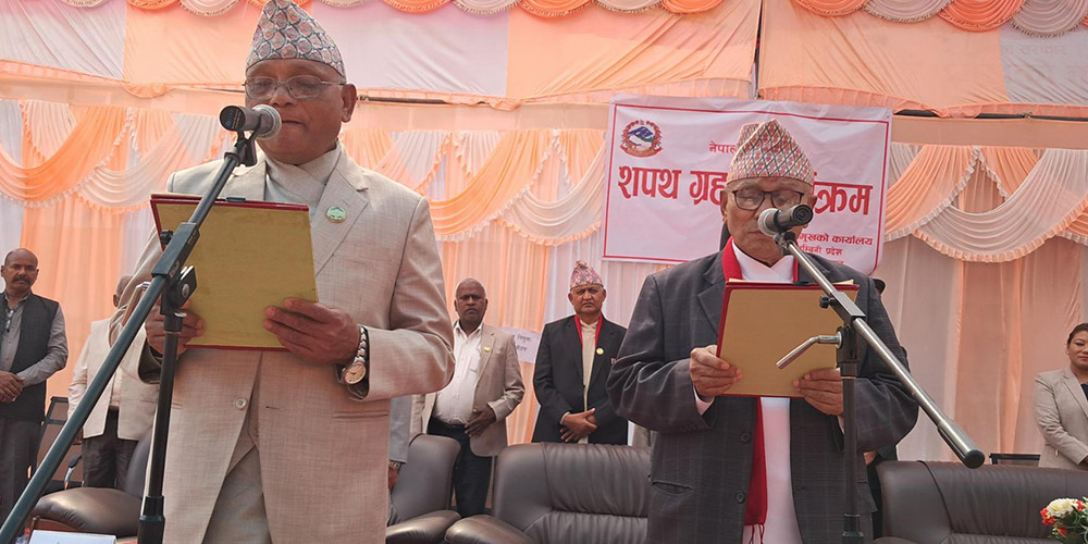 शिक्षक हुँदै राजनीतिमा लागेका मुख्यमन्त्री महरा
