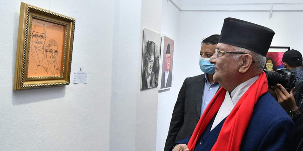 एक्काइस मुहारचित्रमा ओली
