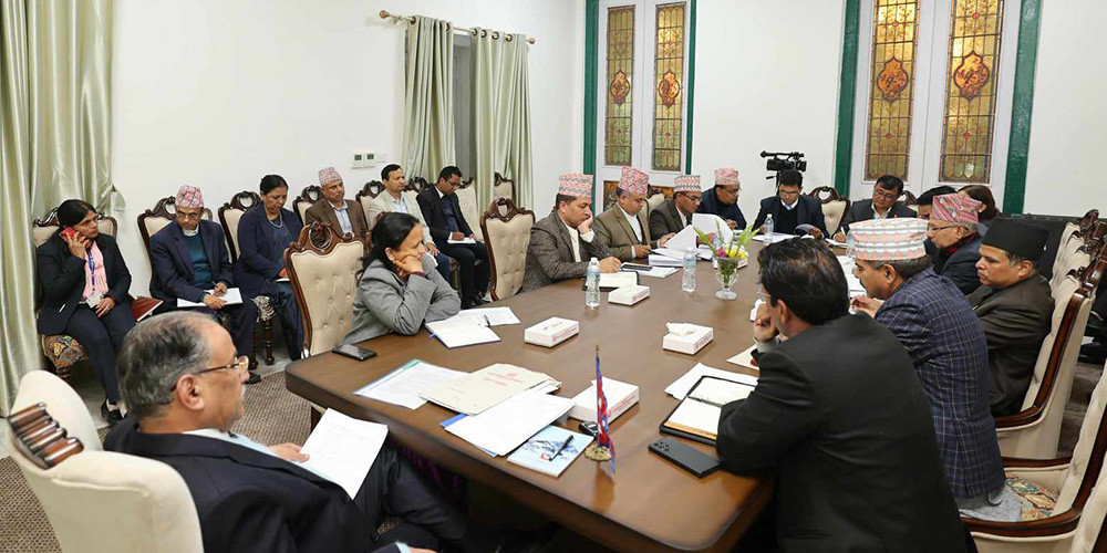 प्रधानमन्त्रीको निर्देशनः ‘झोलामा खोलाको स्थिति अन्त्य गर्नुस्’