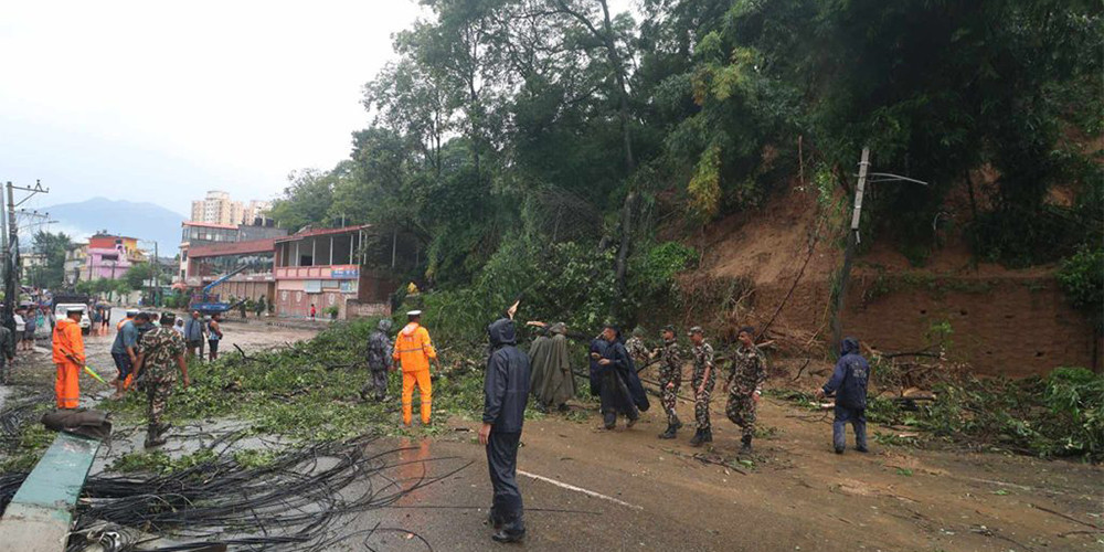 ललितपुरको दक्षिणी भेगमा सडक, विद्युत् र सञ्चार सम्पर्कविहीन