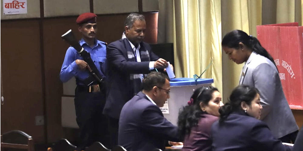 उपराष्ट्रपतिमा ३० हजार ३२८ मतभार प्राप्त गरी रामसहायप्रसाद यादव निर्वाचित