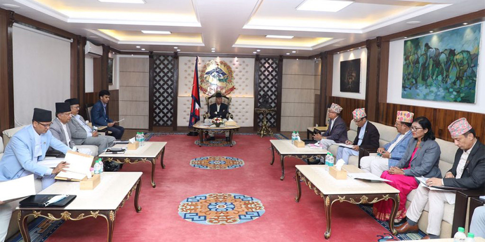 प्रतिनिधि सभा र प्रदेश सभाको निर्वाचन मंसिर २ गते गर्न सरकारलाई आयोगको परामर्श 