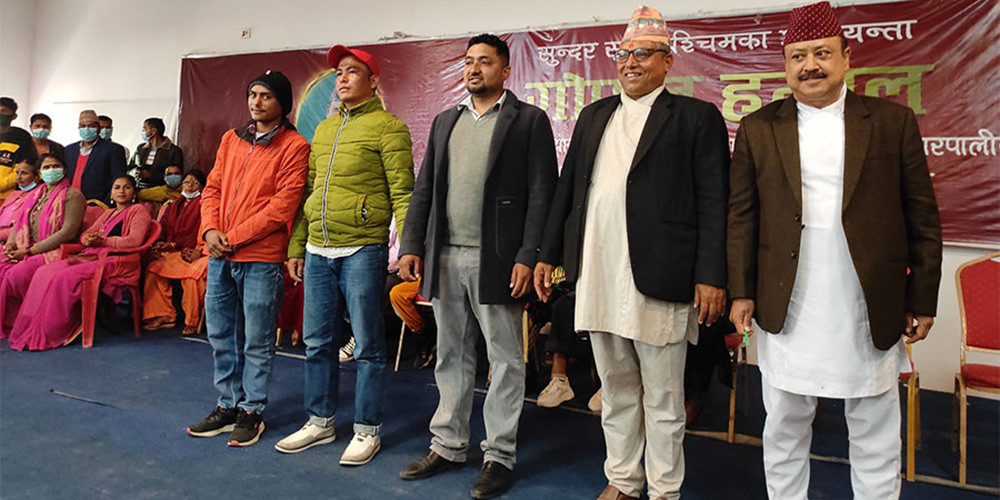 गोपाल हमालले घोषणा गरे धनगढी उपमहानगरको मेयरमा उम्मेदवारी