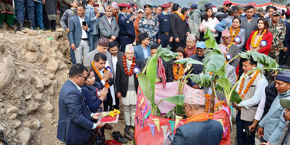 सुदूरको ठूलो पर्यटन पूर्वाधार, जाल्पादेवी केबलकार 