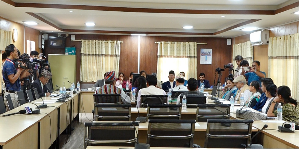 कानुन समितिमा जबरजस्ती करणीसँग सम्बन्धित ऐन संशोधन गर्ने बहस