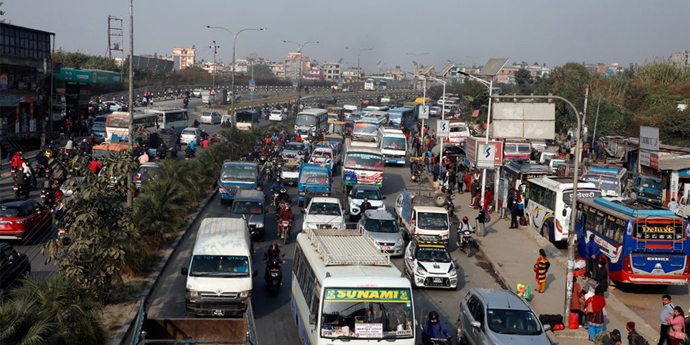 २४ घन्टामा ५६ हजार यात्रु काठमाडौं भित्रिए