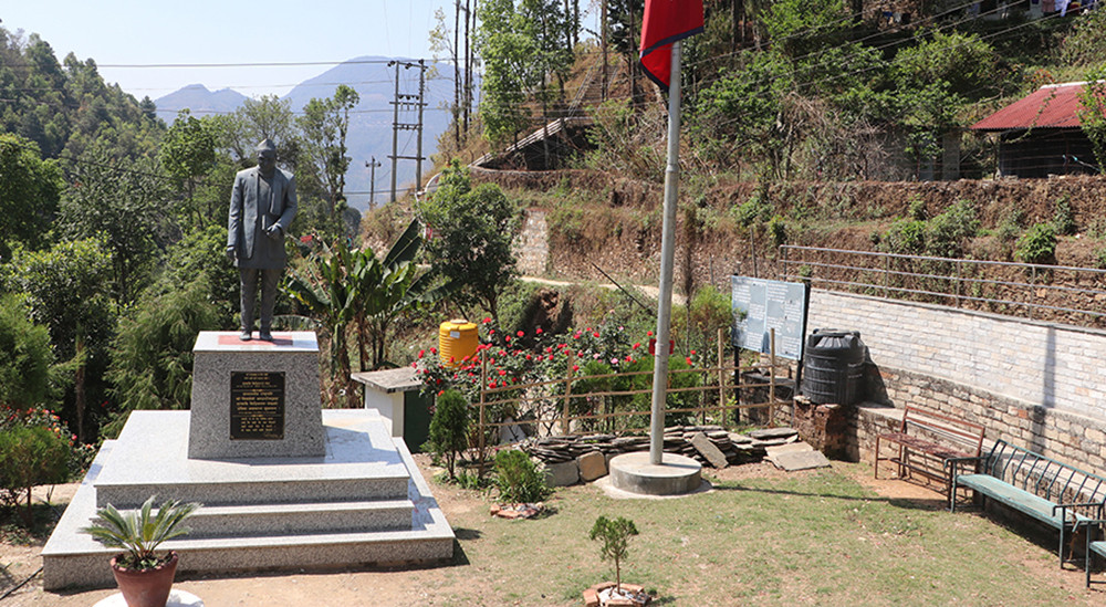 कवितामा क्रान्ति ल्याउने कवि : युगकवि