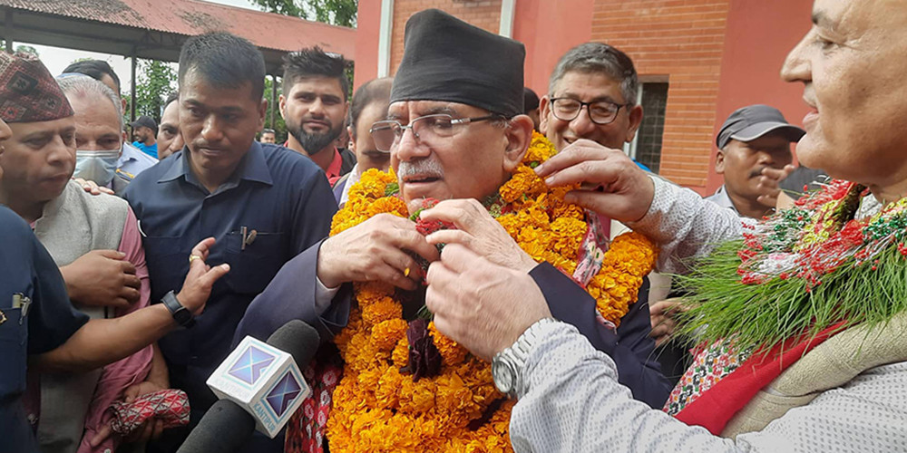 गोरखामा माओवादी अध्यक्ष प्रचण्ड सहित ५६ जनाको उम्मेदवारी