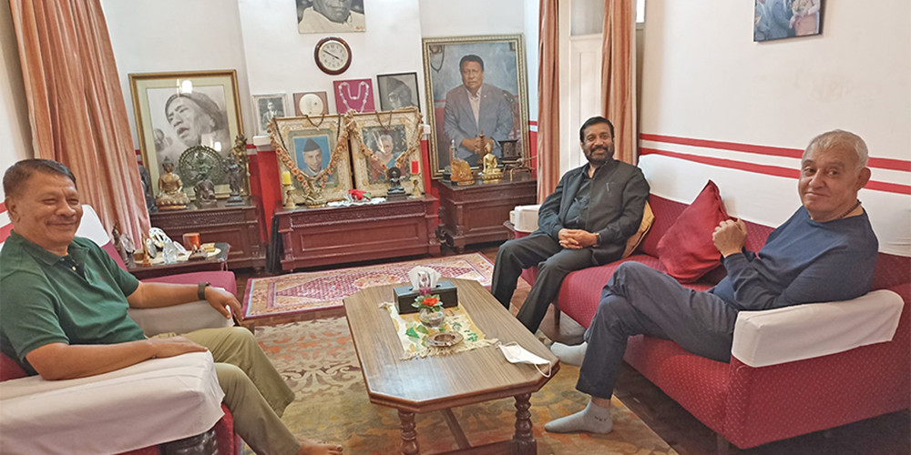 प्रकाशमान निवासमा विमलेन्द्र, प्रकाशमान र सशांकबीच छलफल 