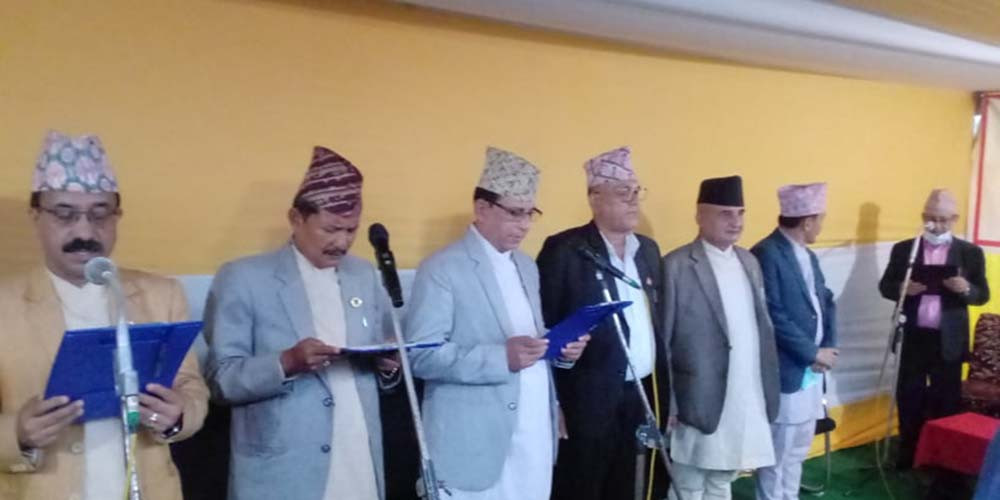 प्रदेश नं १ को मन्त्रिपरिषद् विस्तार,  दुई मन्त्री र तीन राज्यमन्त्री थपिए