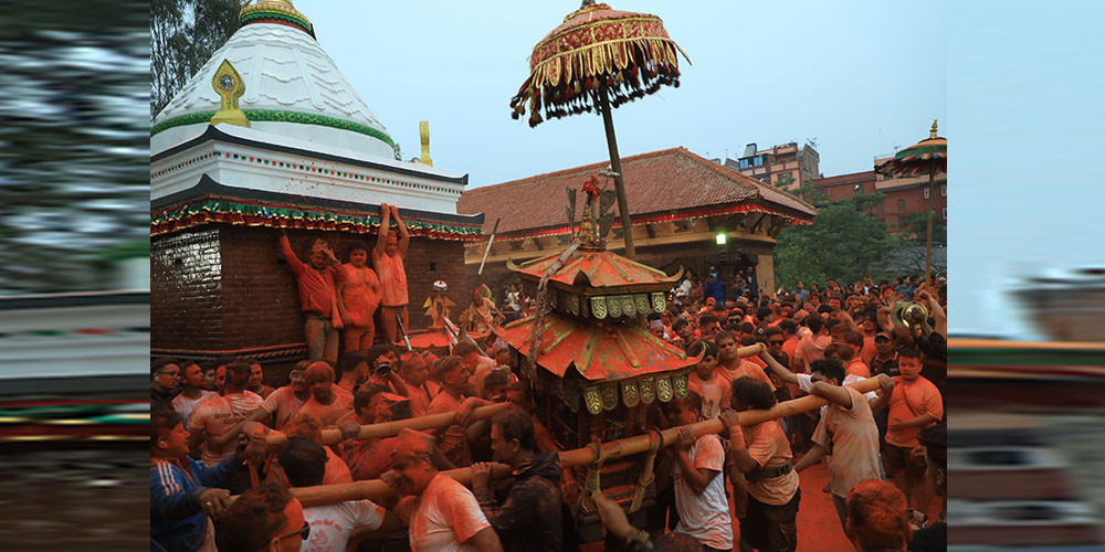 विश्व प्रसिद्ध बिस्केट जात्राको इतिवृत्ति