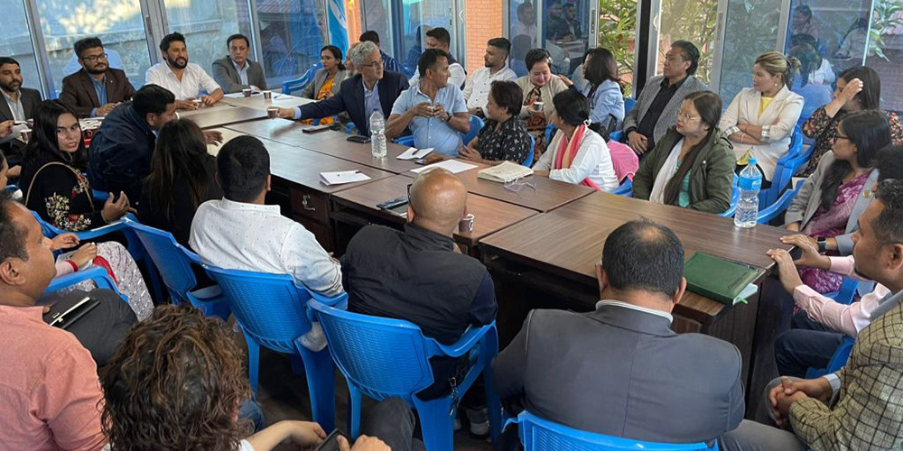 रास्वपाद्वारा सरकारलाई दिएको समर्थन फिर्ता