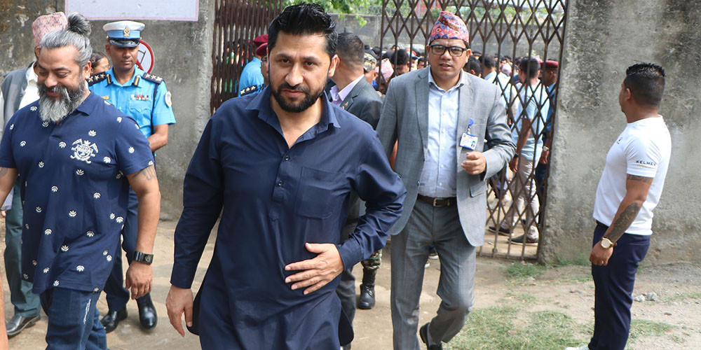 ‘छानबिन समिति बनाए हुन्छ तर संसद्मा बोल्न पाउनुपर्छ’