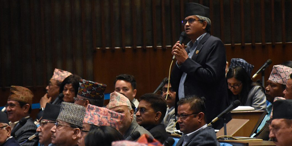 जिल्ला निर्वाचन कार्यालयलाई सिडियो कार्यालयको छायाँका रुपमा रुपान्तरण गर्ने काम नगरियोस् : सूर्य थापा
