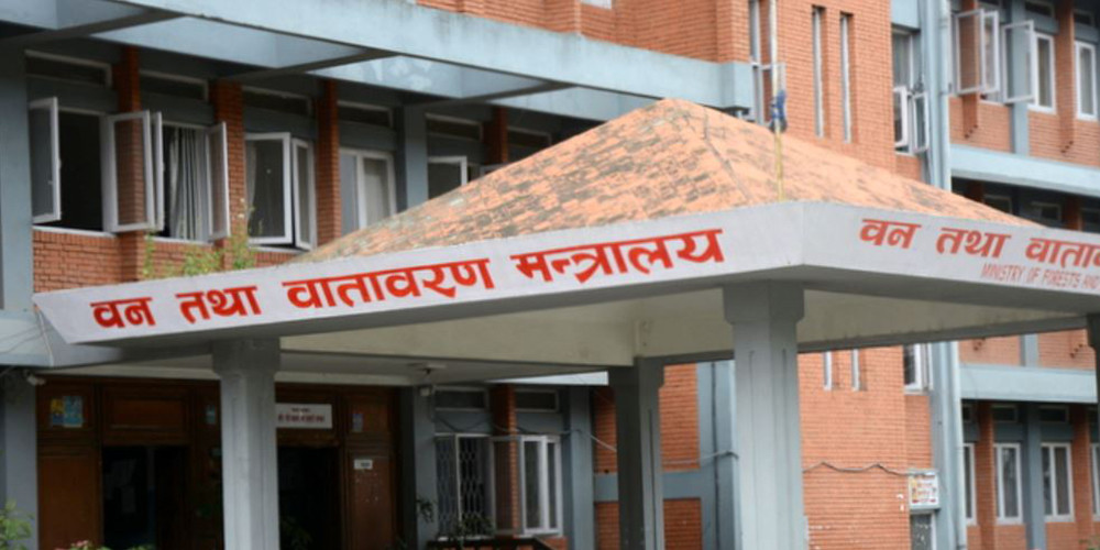 वन तथा वातावरण मन्त्रालयको सय दिन : द्रुतमार्ग निर्माणमा वन क्षेत्रका अवरोध हटाइयो