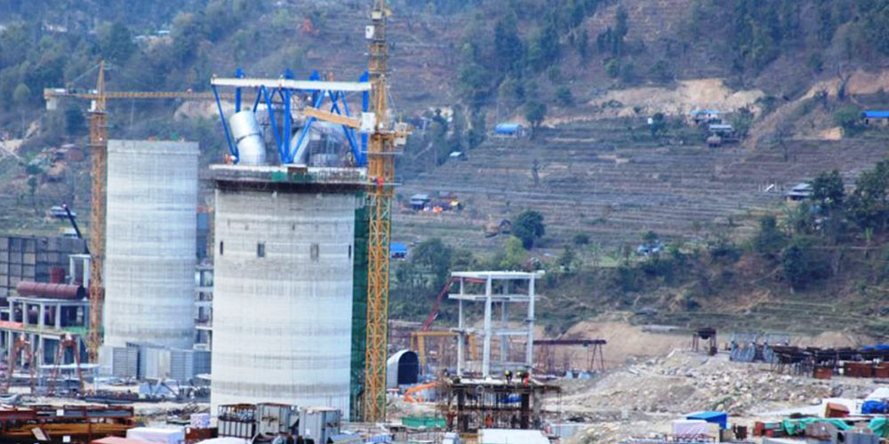 उद्योगमा लगानी : ६२ वर्षमा २८ खर्ब